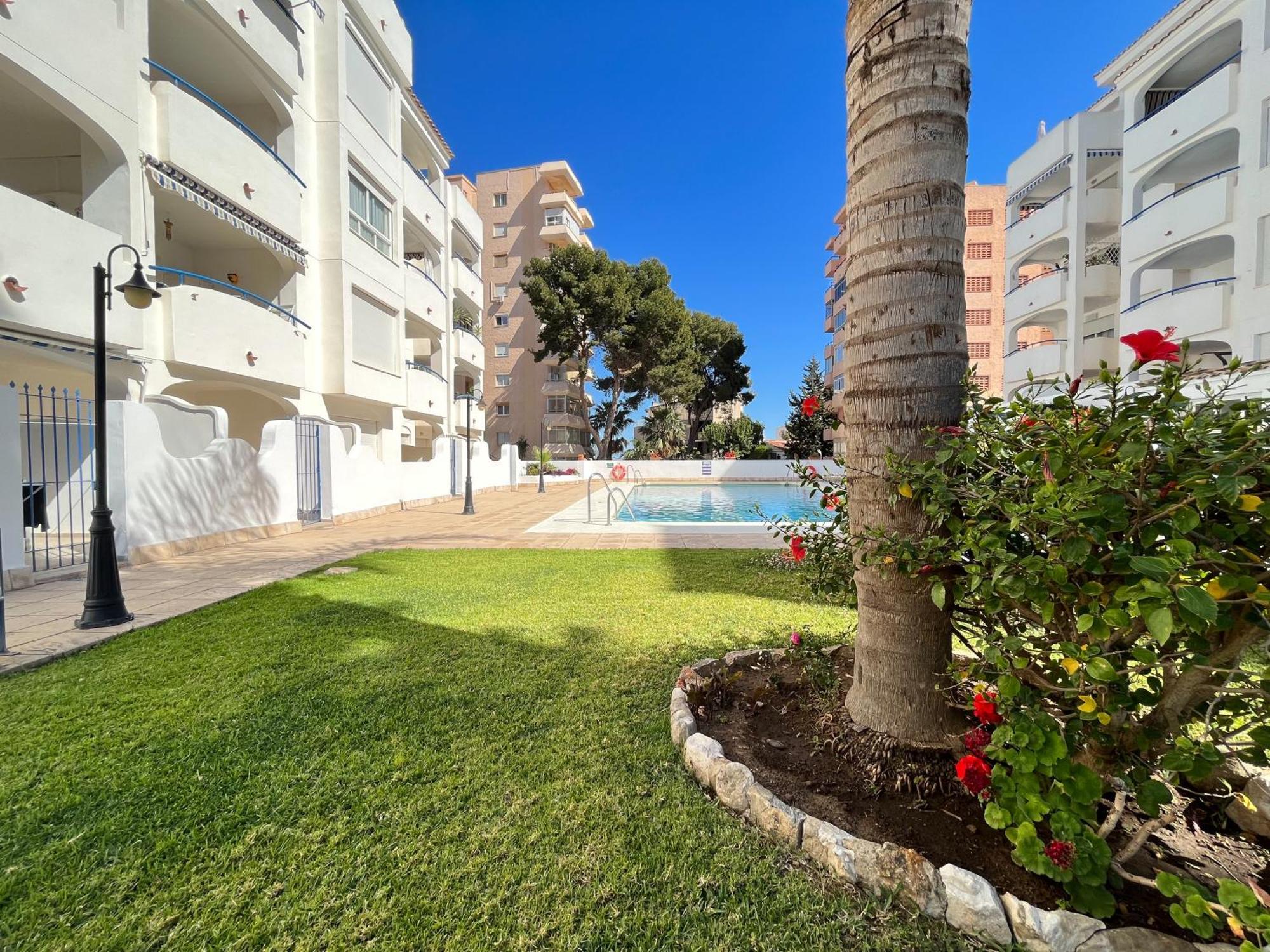 Appartement Spacieux Avec Terrasse Et Piscine Benalmádena Exterior foto